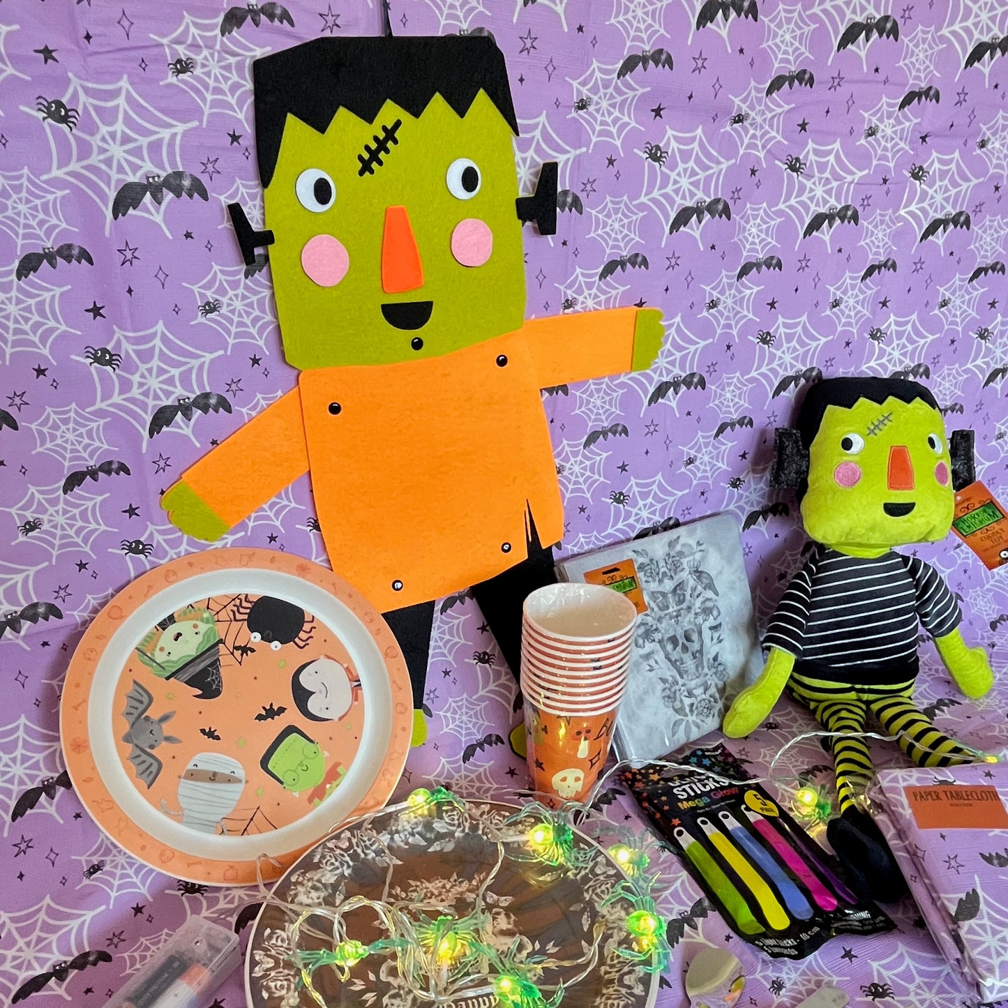 Thrillers and Fillers Halloween 2030 Party box