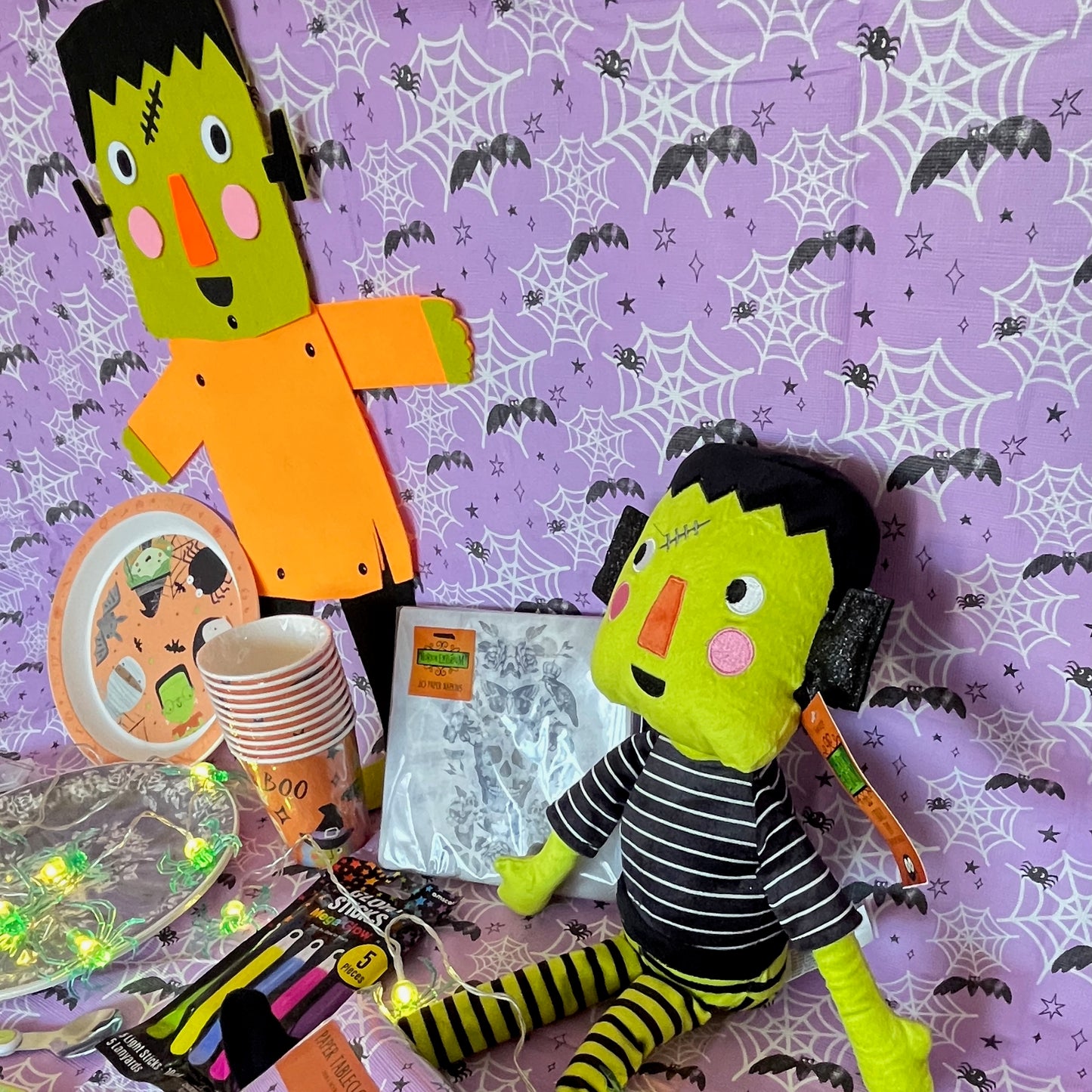 Thrillers and Fillers Halloween 2030 Party box