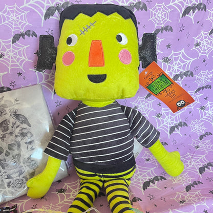 Thrillers and Fillers Halloween 2030 Party box