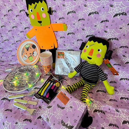 Thrillers and Fillers Halloween 2030 Party box