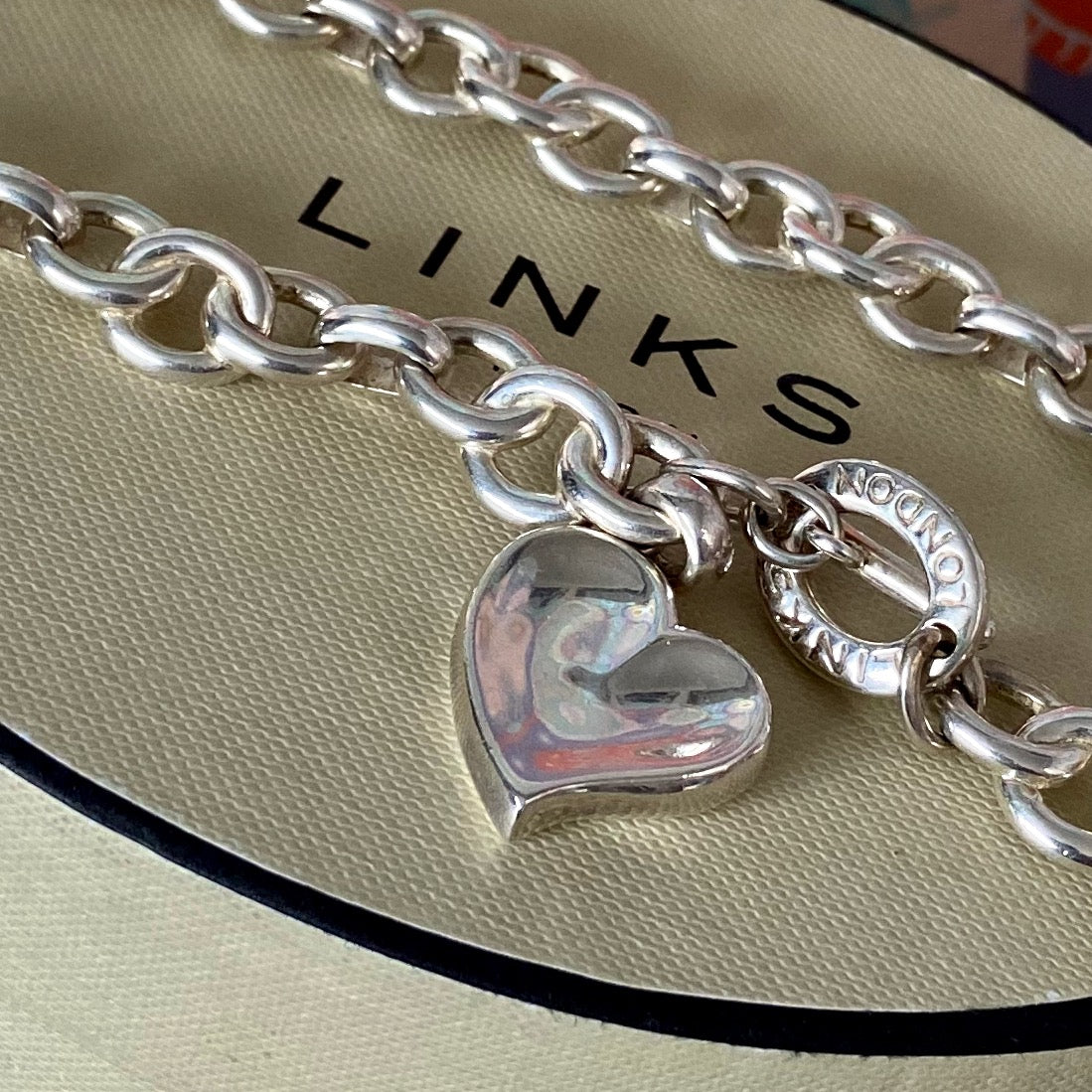 Signature Links of London Necklace Silver Heart. 43.5cm 83g