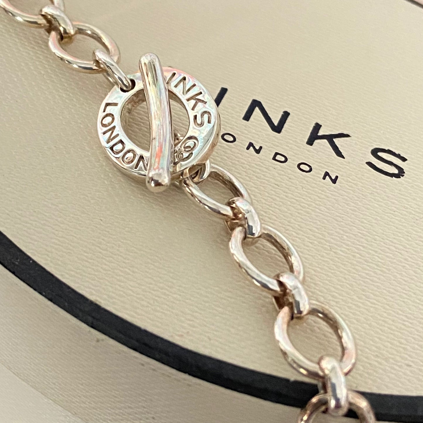 Links of London Signature Classic Necklace.