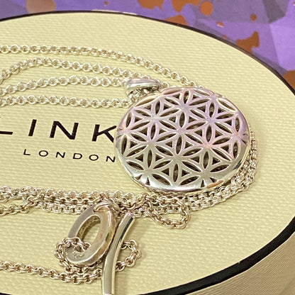 Links of London Maze Pendant Necklace with T Bar Clasp