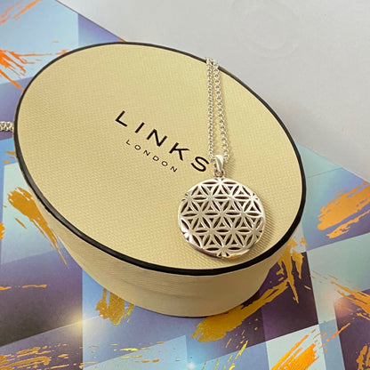 Links of London Maze Pendant Necklace with T Bar Clasp