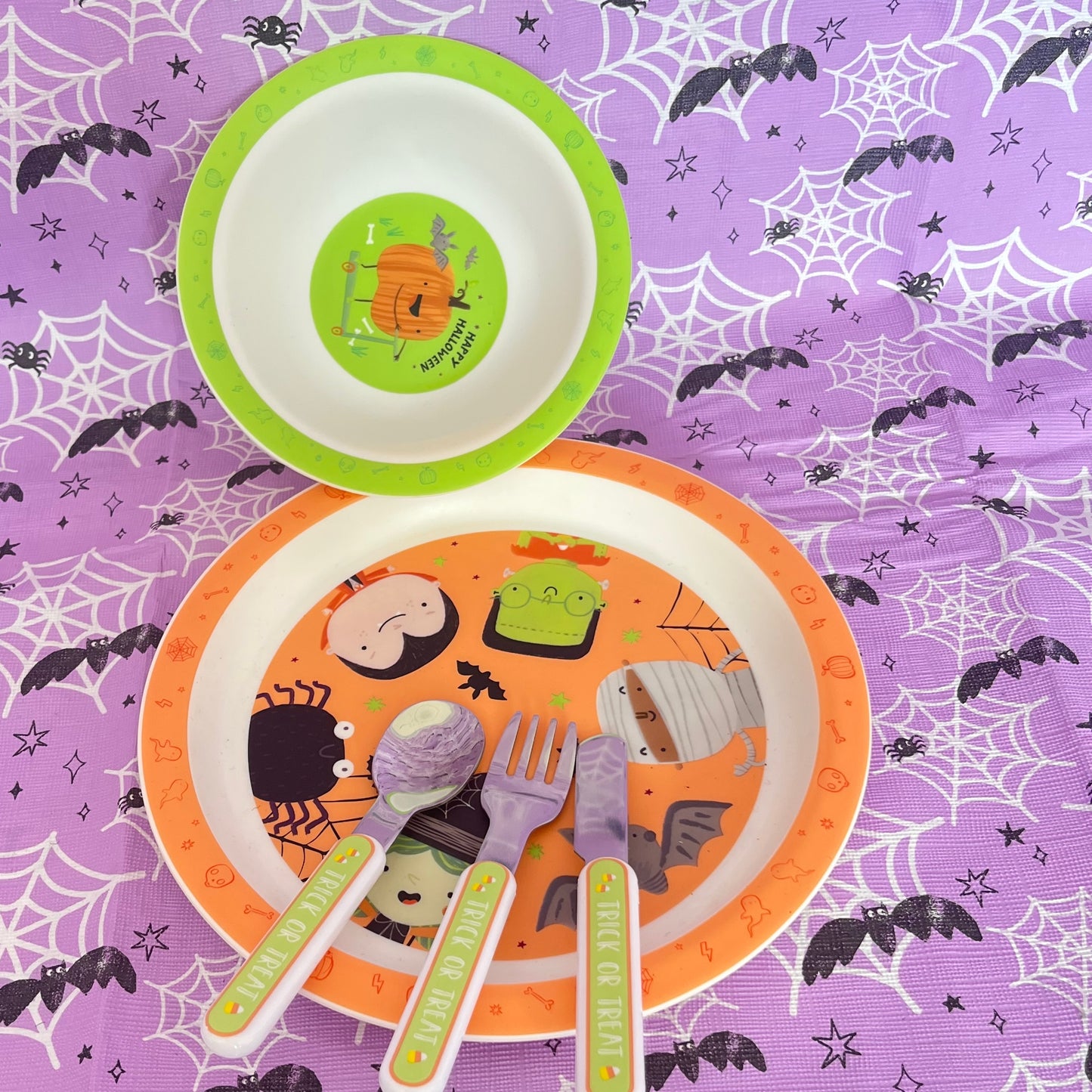 Halloween Party Pack.  Plate, Bowl and cutlery