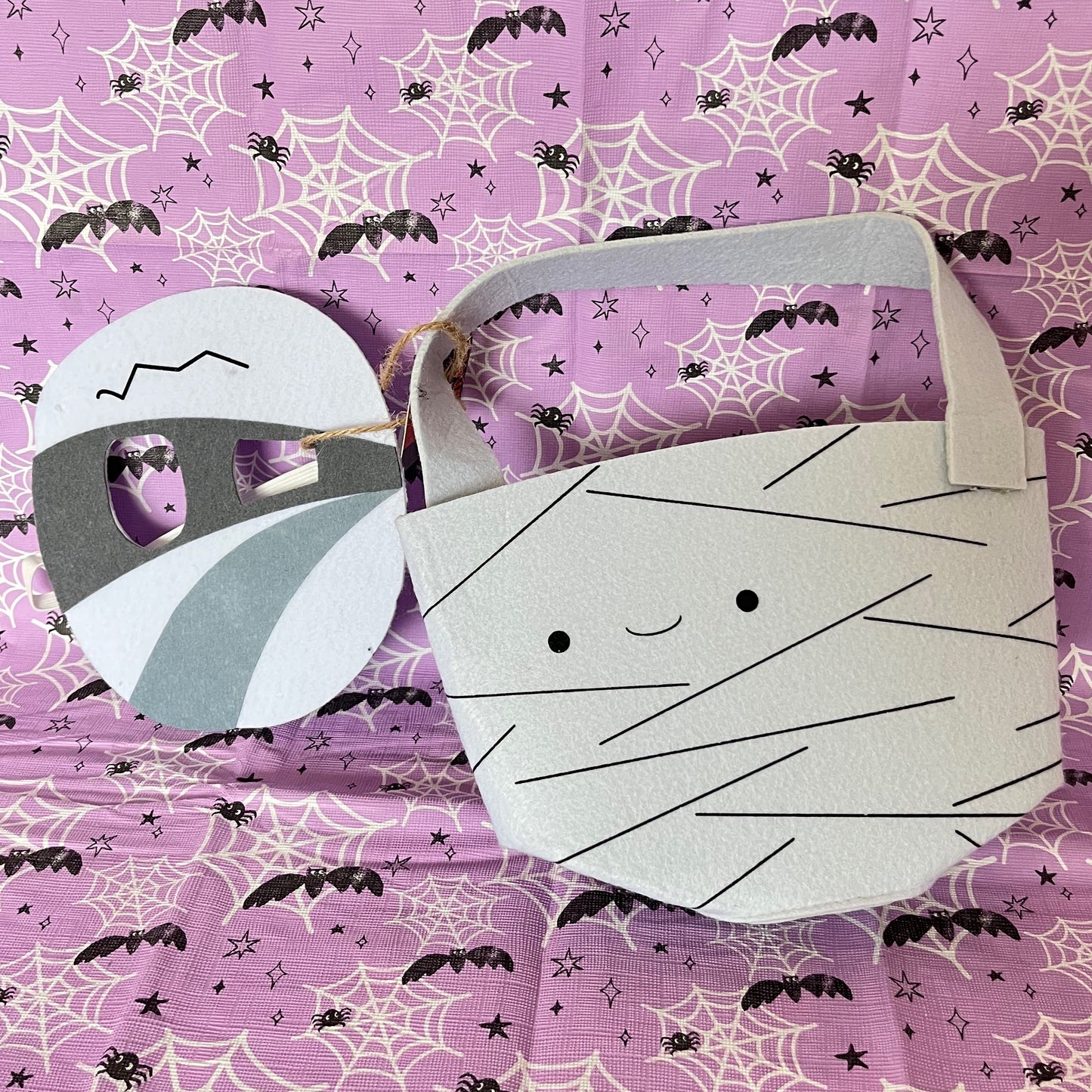 Trick or Treat Mummy Bucket and Mask made from Felt