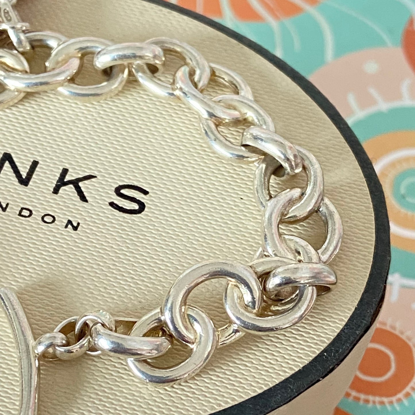 Sterling Silver Signature Bracelet Links of London with a Red and Silver hearts 21cm 33g