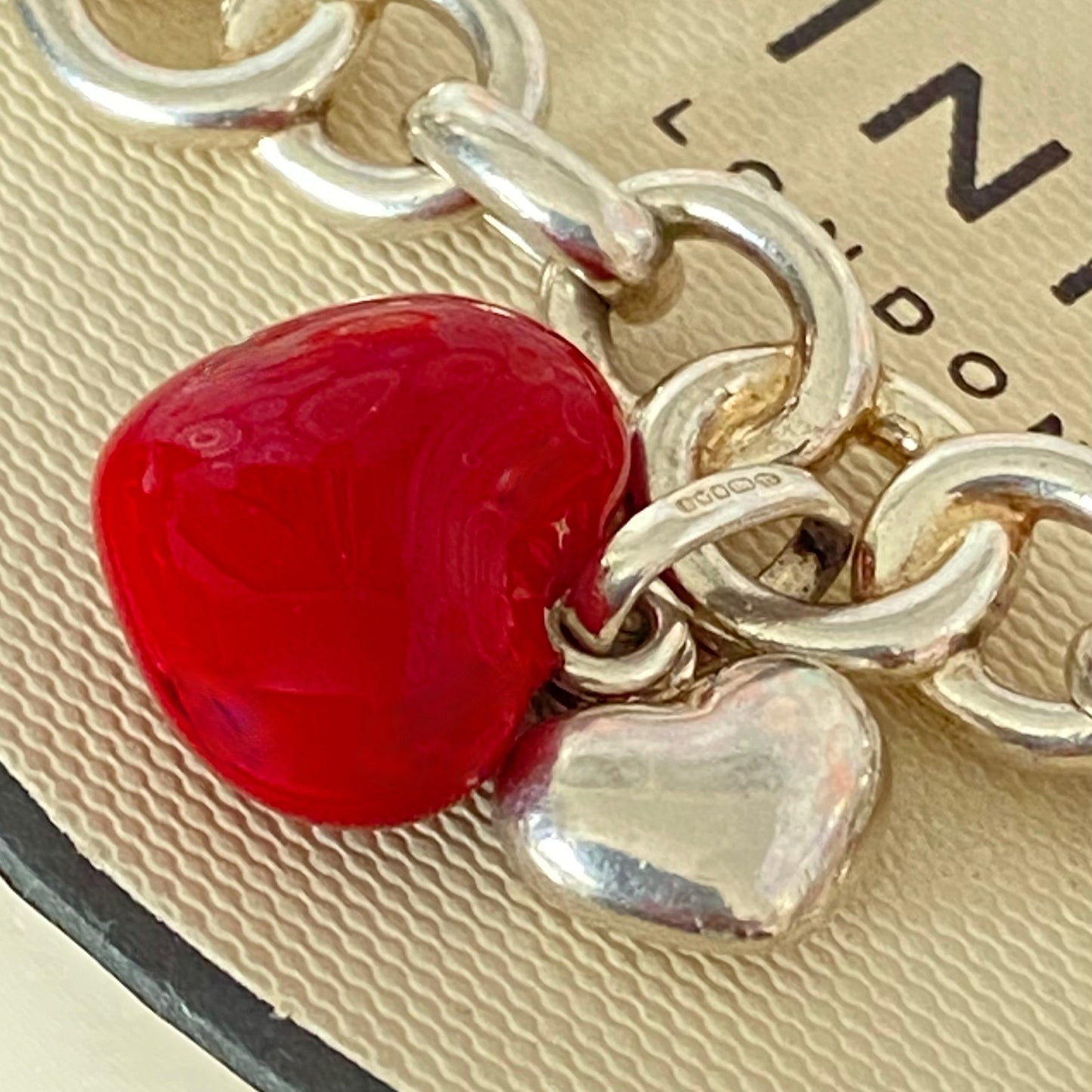 Sterling Silver Signature Bracelet Links of London with a Red and Silver hearts 21cm 33g