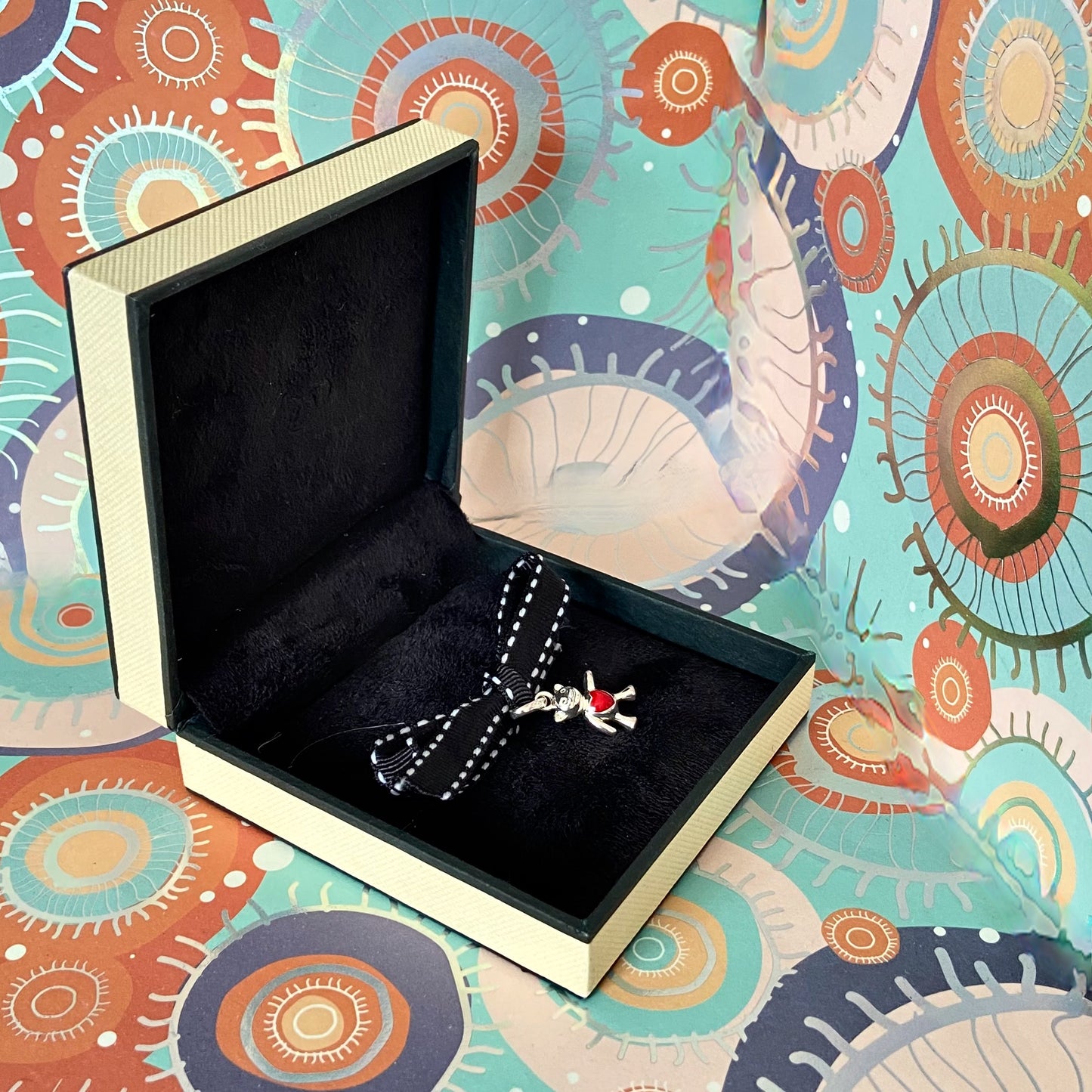 New! Links of London Teddy Bear Charm with Red Heart