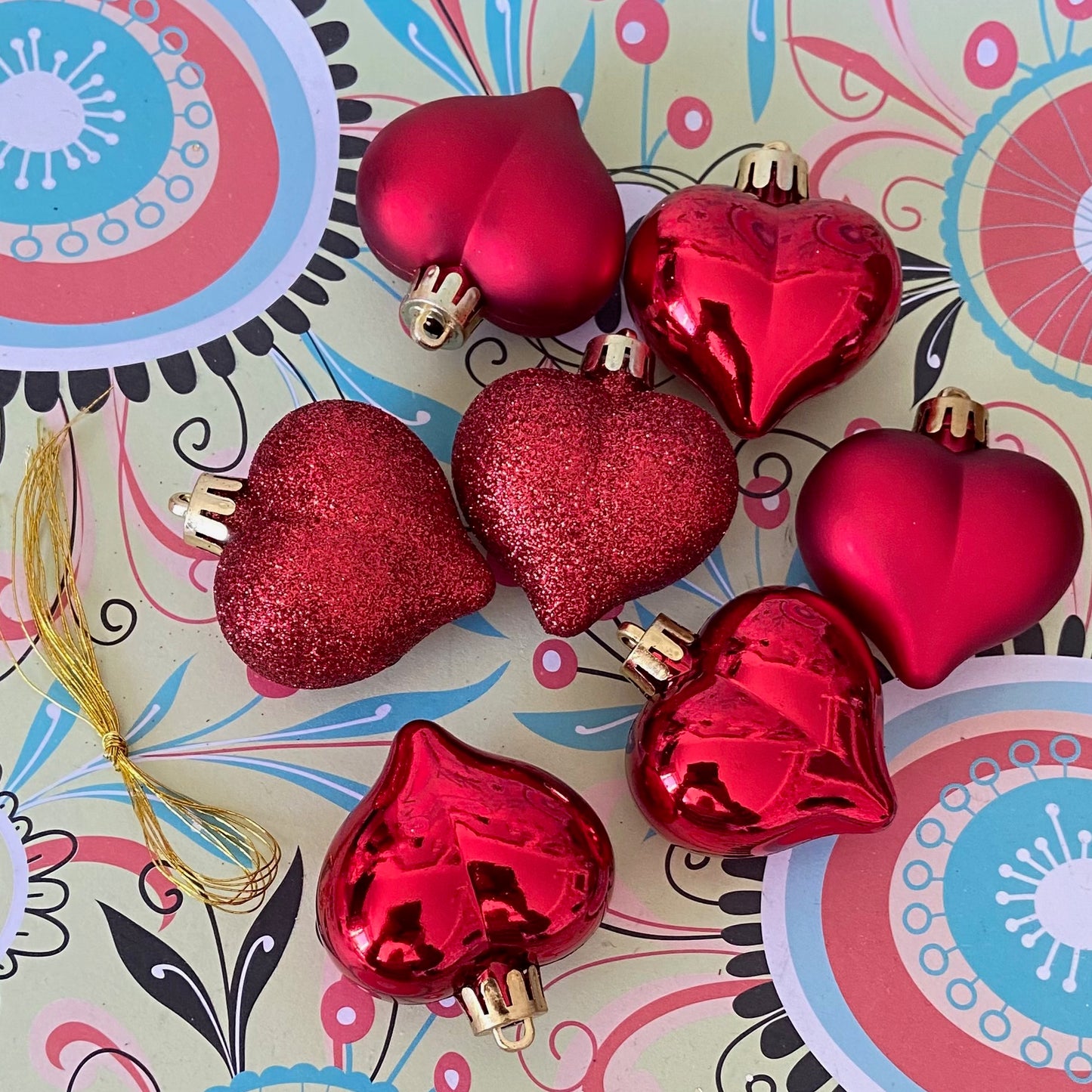 8 Heart Festive Holiday Baubles Ornaments, for Christmas, Valentine