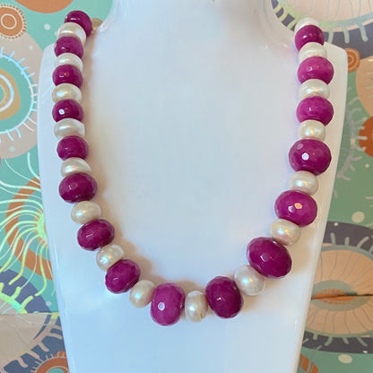 Vintage 925 Glass and Cultivated Pearl Necklace