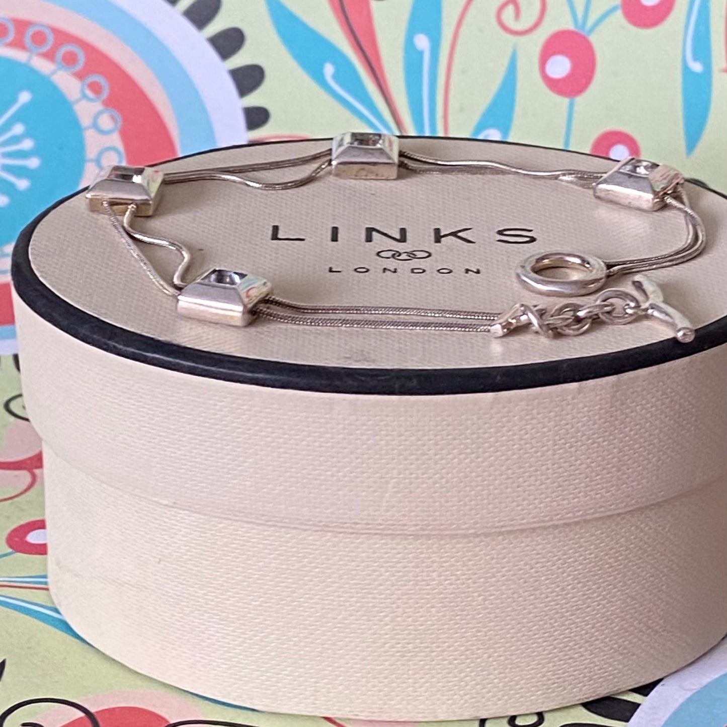 Authentic Sterling Silver Links of London four square bracelet ideal for that extra sparkle.