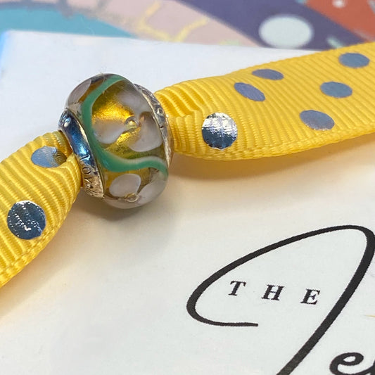 LoveLinks Flower Design of Silver Charm Bead Crafted from Sterling Silver and Murano Glass