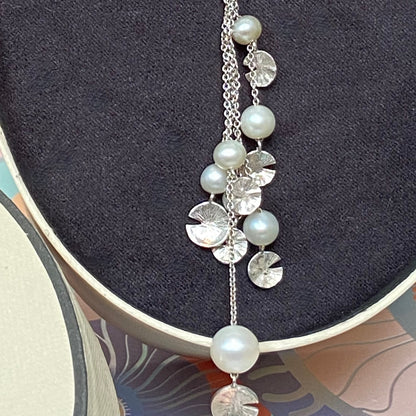 Sterling Silver and water Pearl Lily pad Links of London Necklace