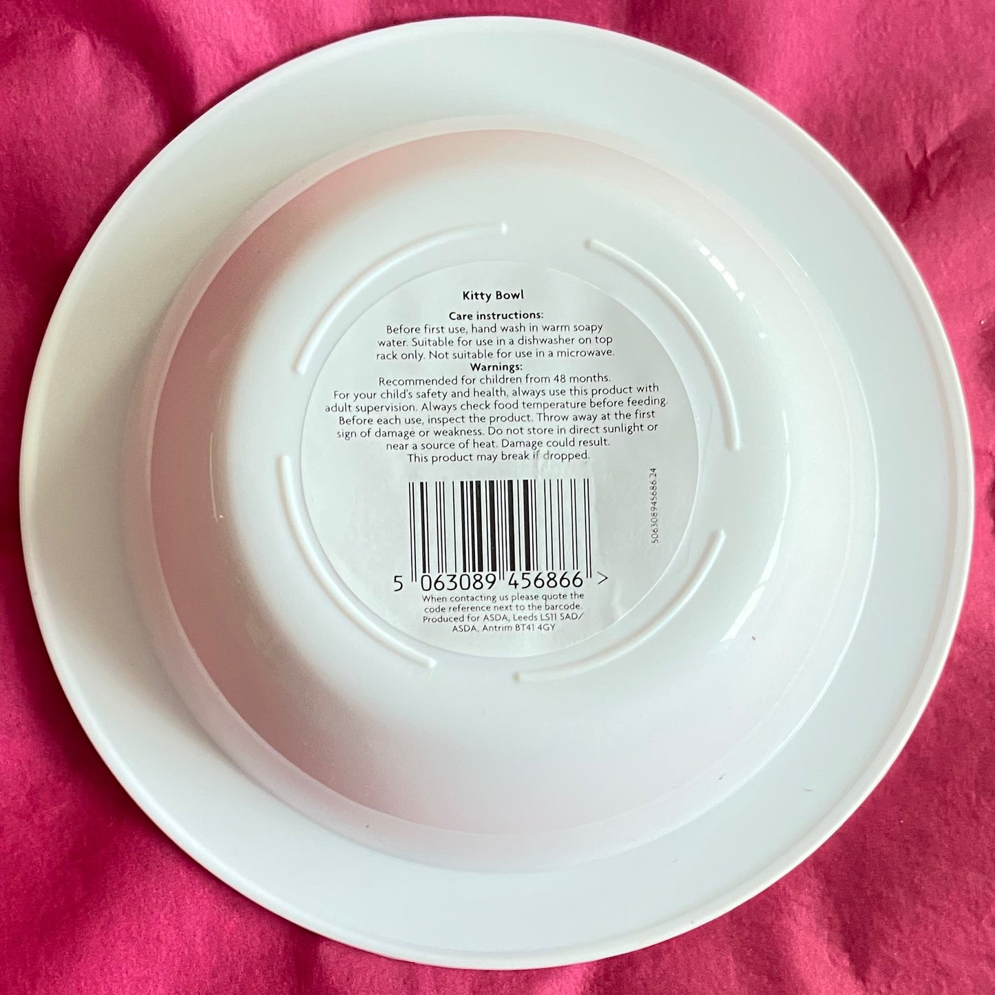 Reusable Bowl featuring Kitty design