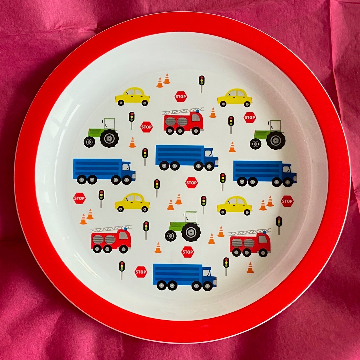 Reusable plate featuring Cars and Trucks design