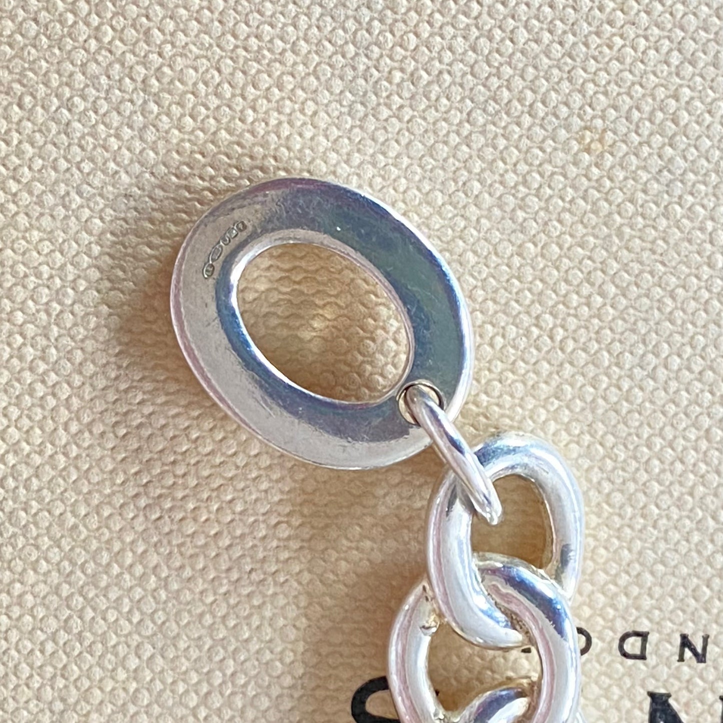 Signature Links of London Necklace Silver Heart. 43.5cm