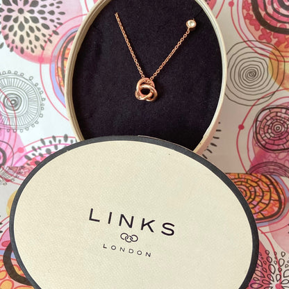 New! Links Of London Love Knot Necklace with Clear Topaz Stone