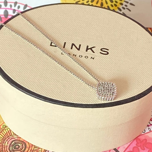 Links of London Necklace with a Cube pendent