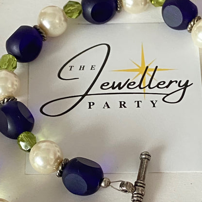 Beaded Necklace with Glass beads and faux pearls