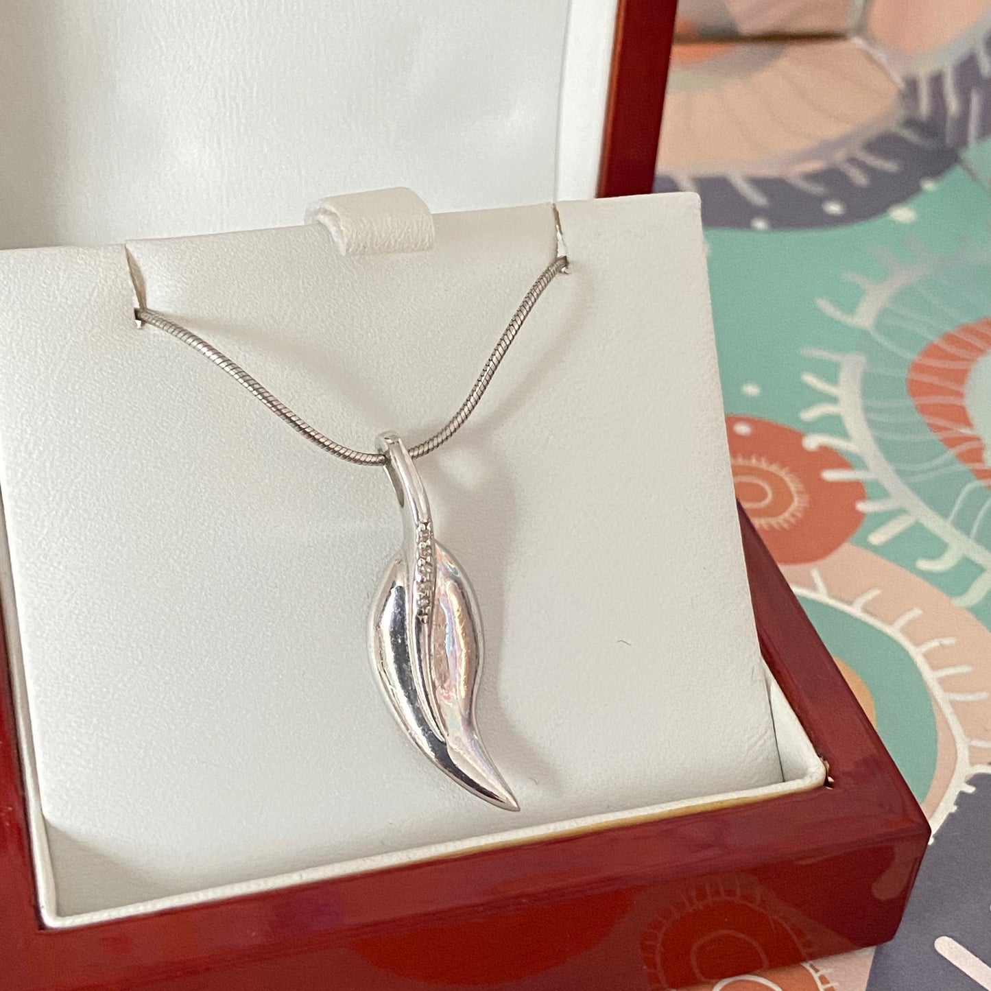 Vintage Hot diamonds Sterling Silver, Diamond Leaf Stem Earrings and Necklace Set