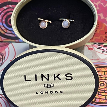 Links of London iconic Serpentine 18kt Rose Gold Vermeil & Blue Lace Agate Gemstone Stud Earrings.