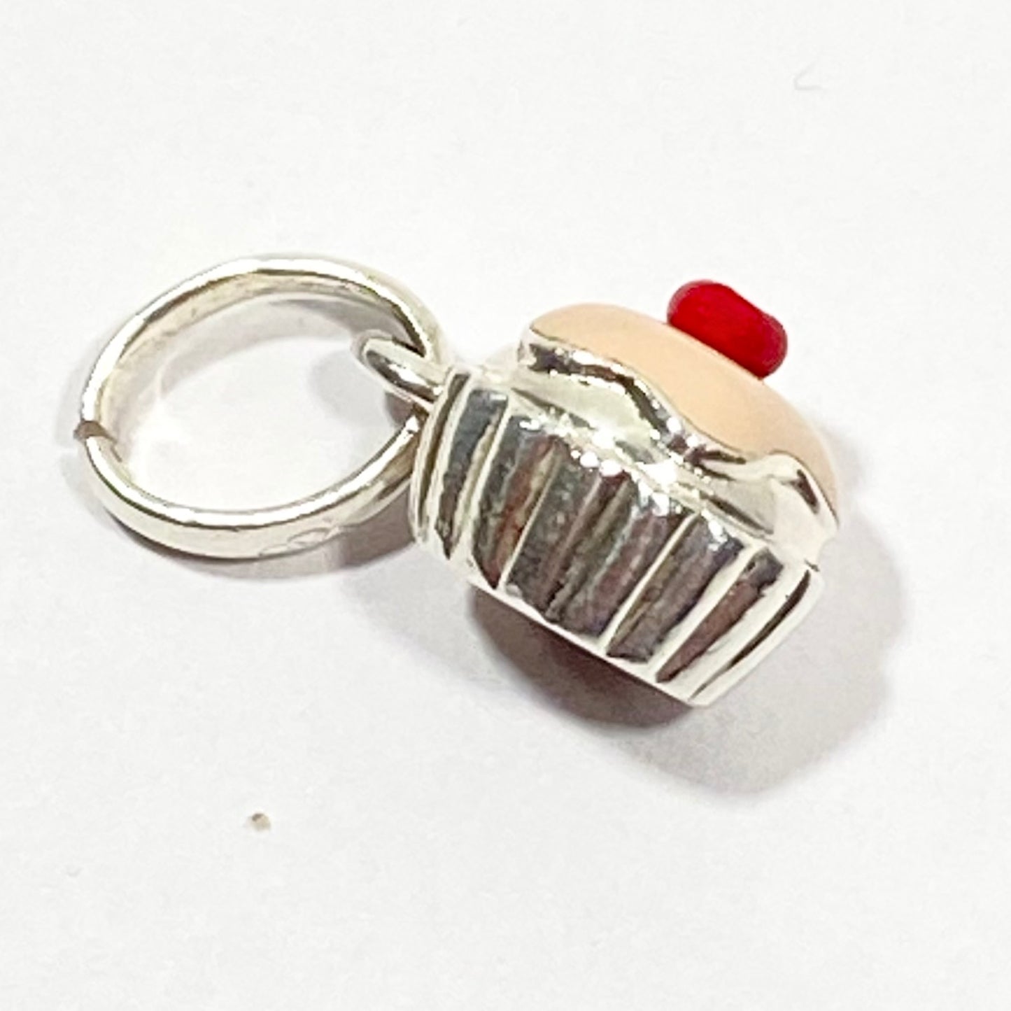 Links of London enamelled Cup Cake Charm