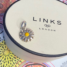 Load image into Gallery viewer, British Sterling Silver Tea Keepsakes Daisy Charm Daisy charm with yellow enamel
