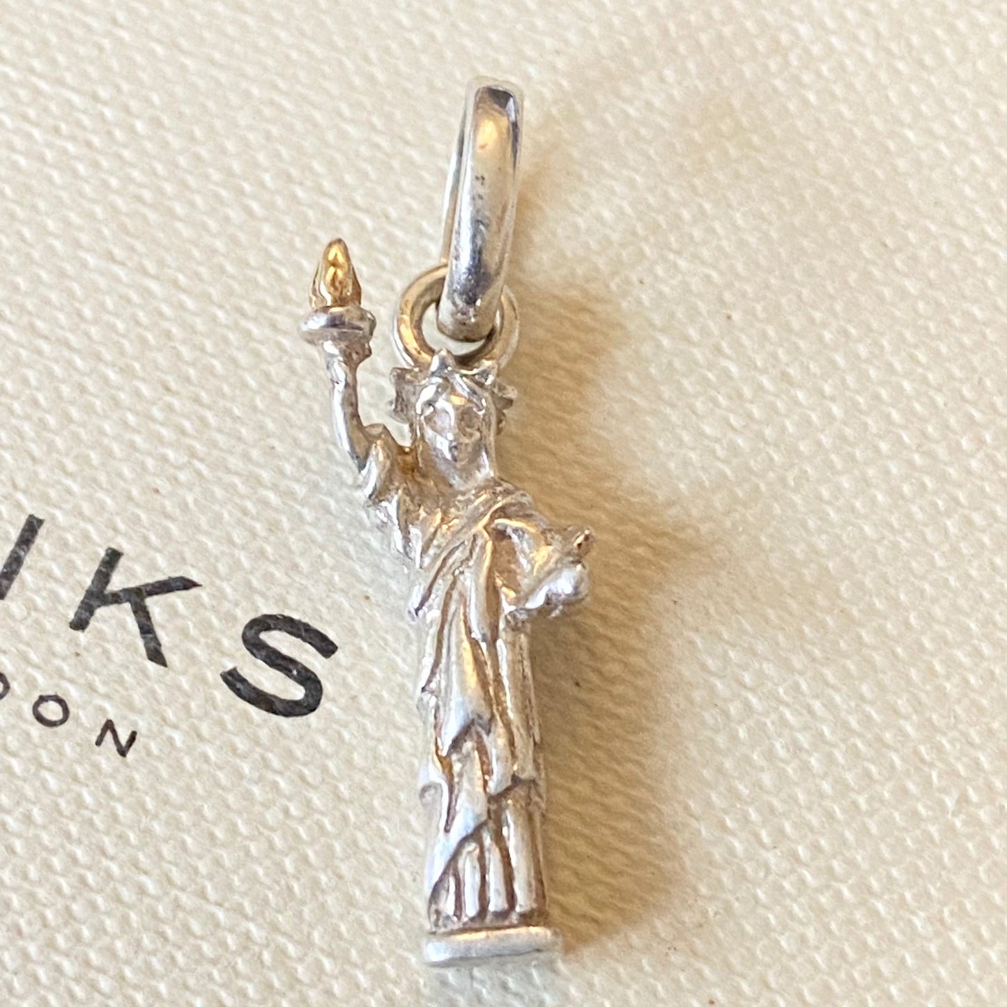 Links of London Statue of Liberty Charm
