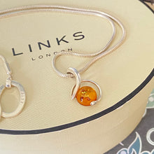 Load image into Gallery viewer, Authentic Links of London Sterling Silver Snake chain with an Amber style pendent
