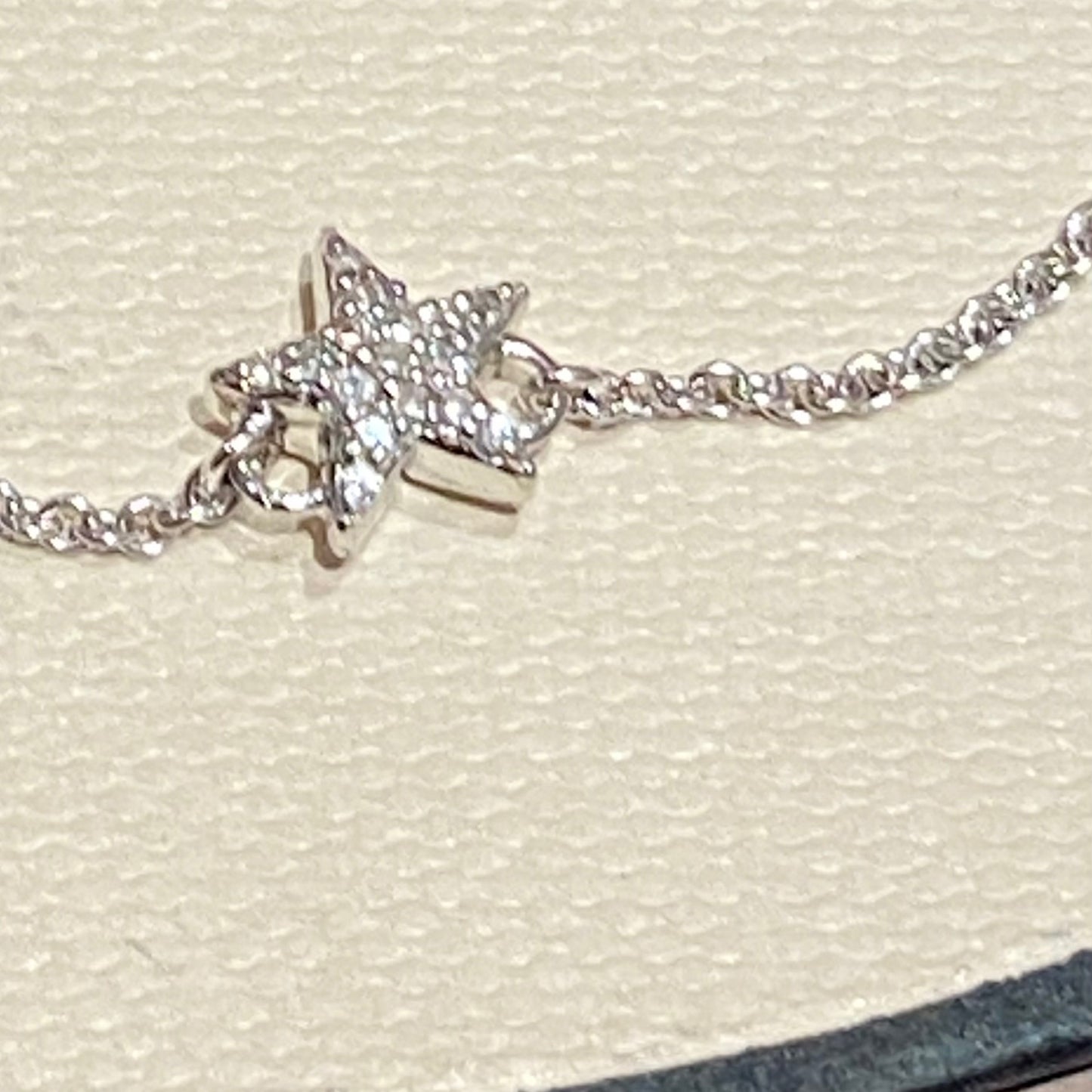 LINKS OF LONDON  Sterling Silver Diamond Essentials Star Bracelet
