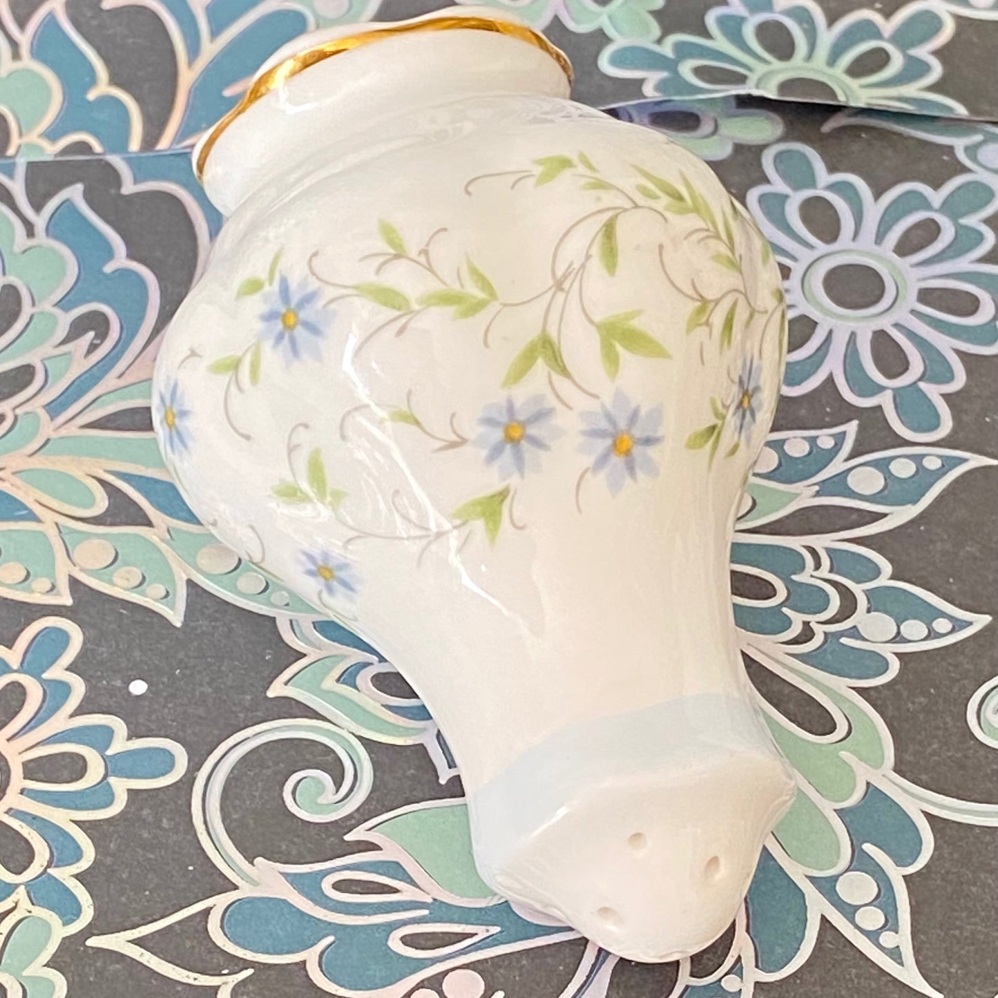 Royal Albert Ceramic Pepper Pot, Caroline range