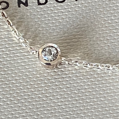 New! Links of London Love Knot Bracelet with a Topaz Sparkle Stone