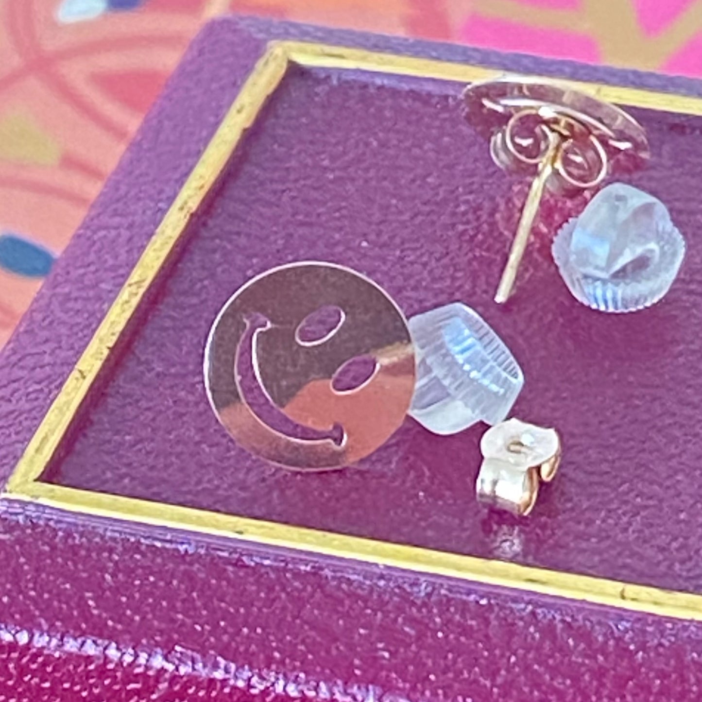 Smiley Face 9ct yellow gold Delicate Studs Earrings