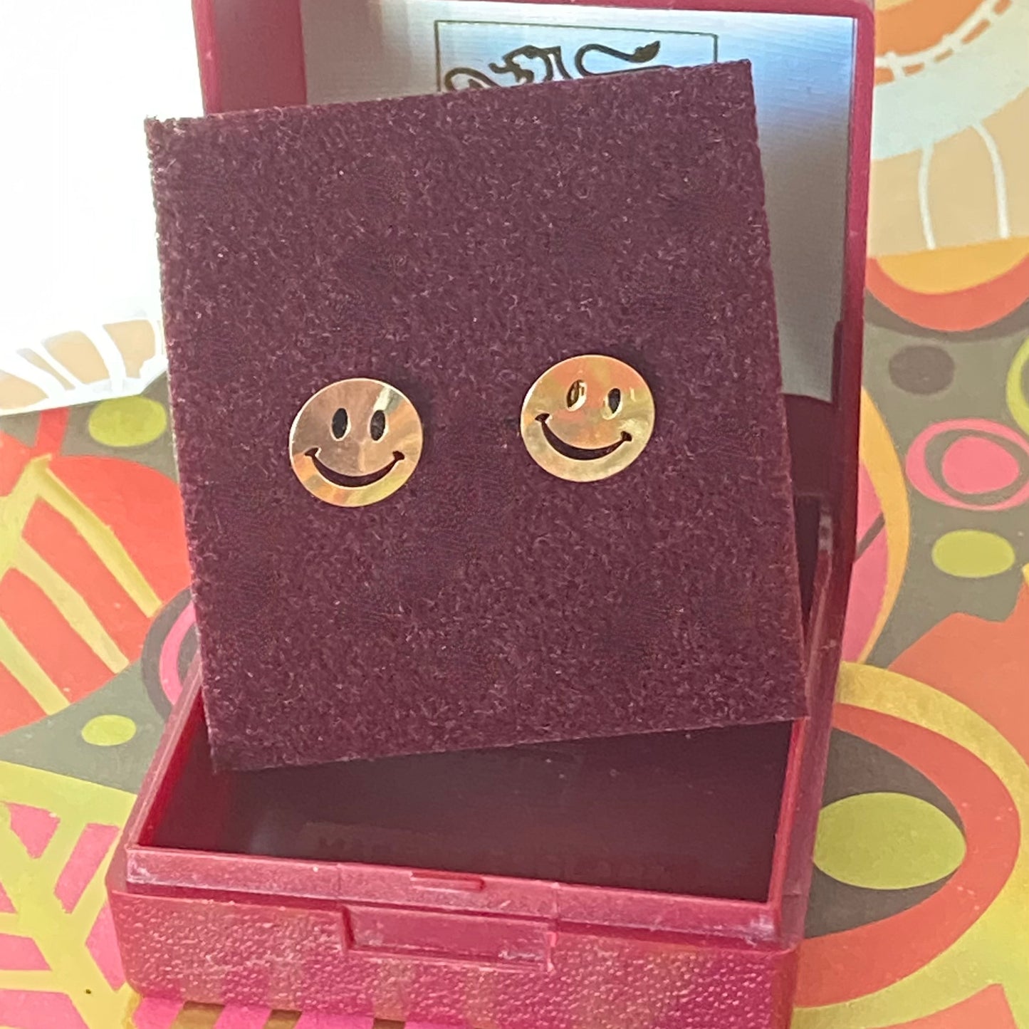 Smiley Face 9ct yellow gold Delicate Studs Earrings