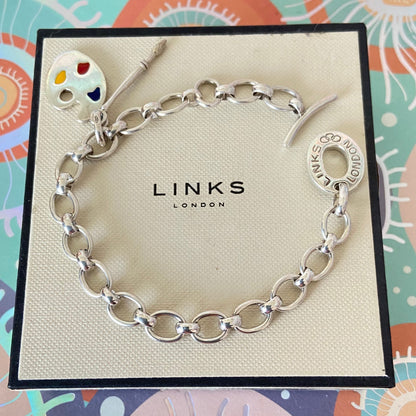 Links of London T-Bar Signature Bracelet with the Artist Pallet and Brush Charm.