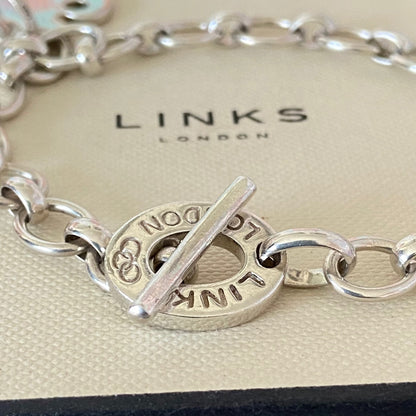 Links of London T-Bar Signature Bracelet with the Artist Pallet and Brush Charm.