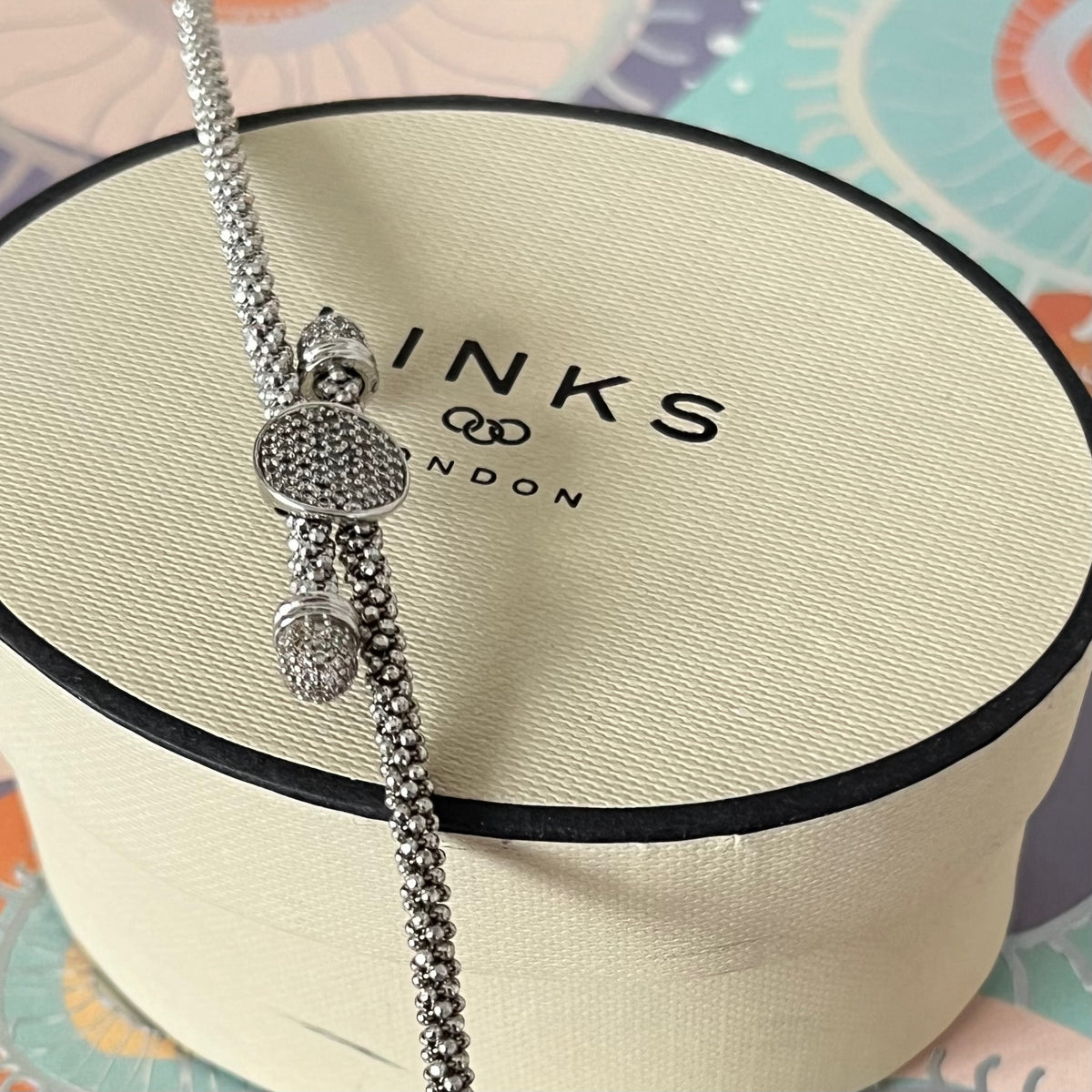 Links of London Rare Sterling Silver Star Dust Round Bracelet with a magnetic clasp