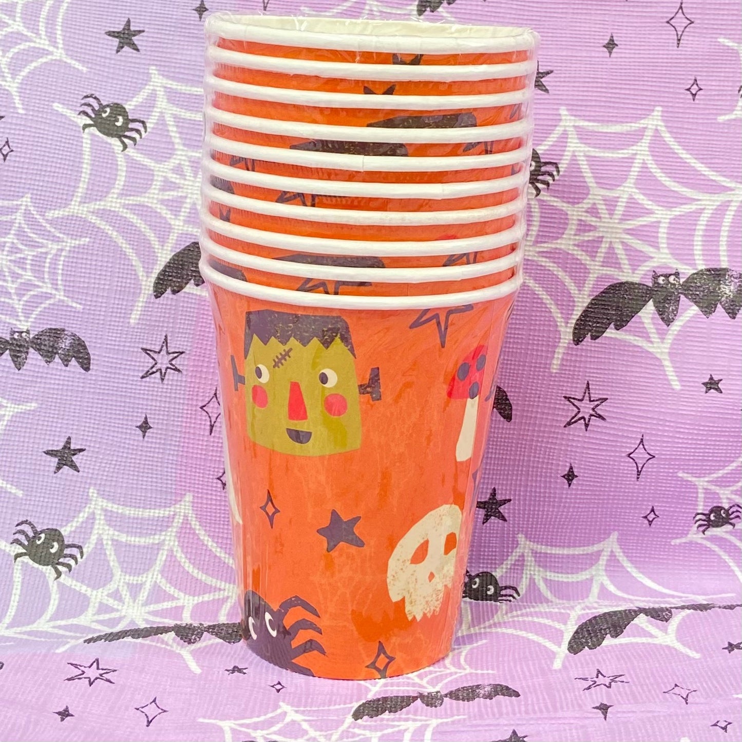 10 Paper Boo Party cups