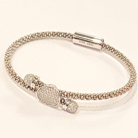 Links of London Sterling Silver Star Dust Round Bracelet with a magnetic clasp