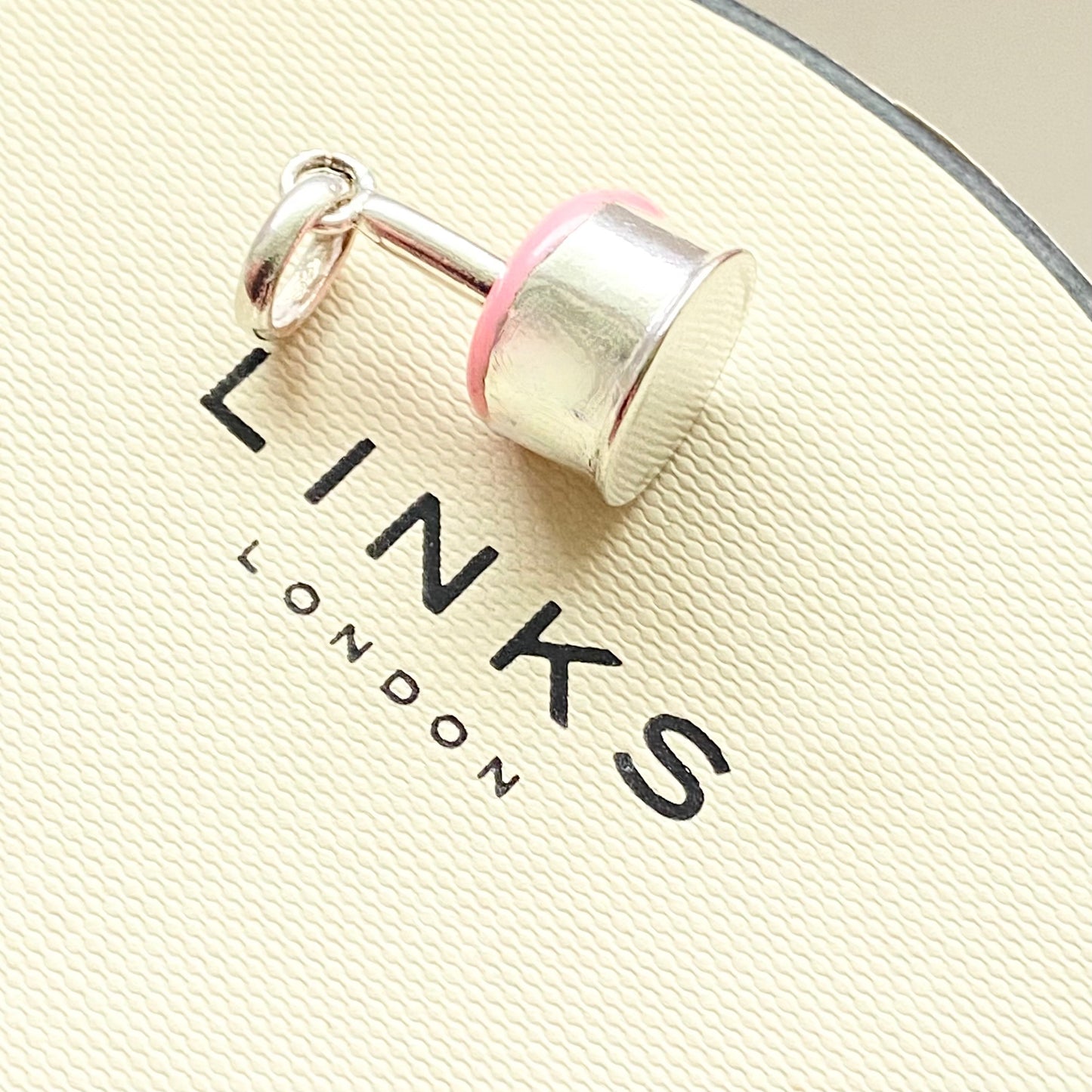 Links of London 1st Birthday Cake  Charm