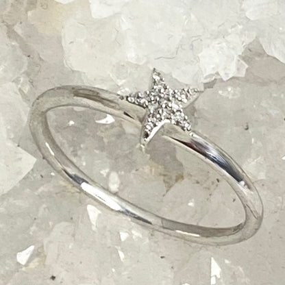Links of London Essentials Sterling Silver Star Crystal Ring