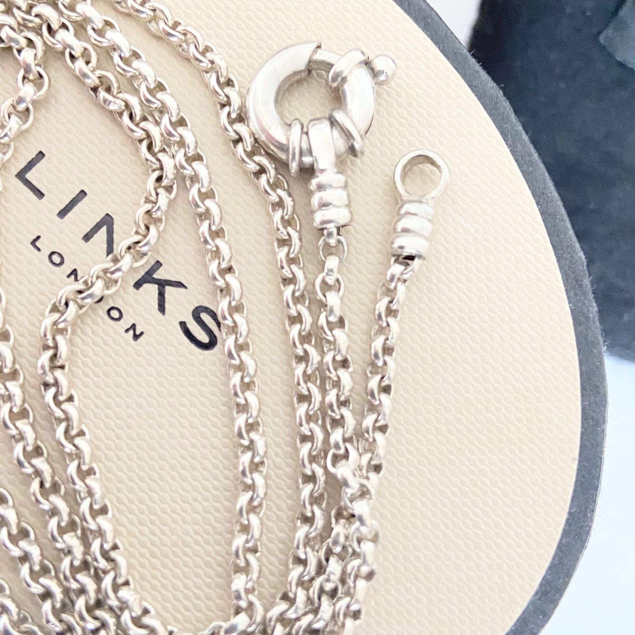 Links of london signature 2025 necklace